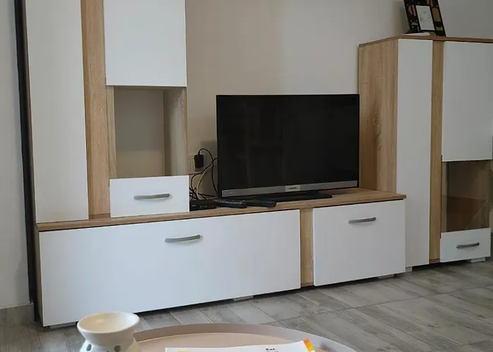 Lovely Self Check In 2+1