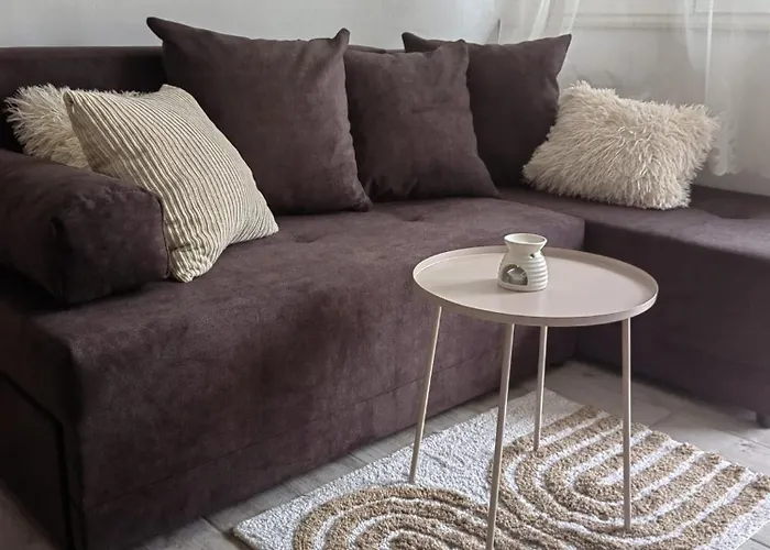 Lovely Self Check In 2+1 *